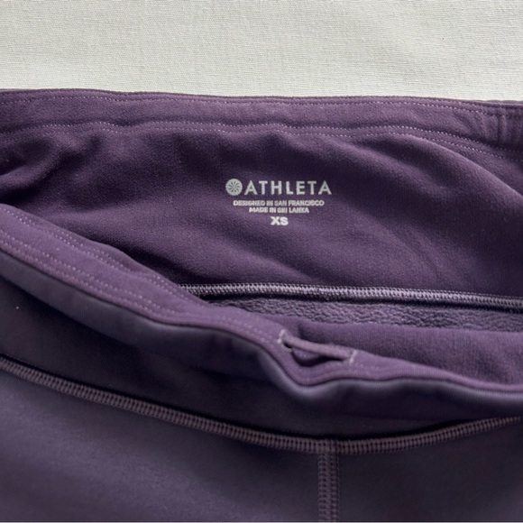Athleta Womens Plum Purple Primaloft Alpine Valley Leggings size XS Fleece Lined - Picture 9 of 15